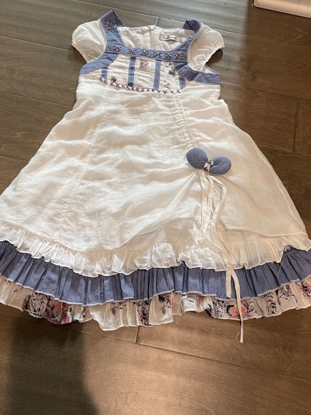 Bulicca brand Size 4 Girl Dress
